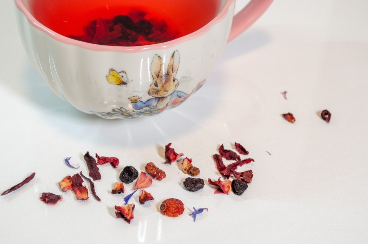 Tea party. Class Activity 5. Clean close-up with the subject and object both in focus