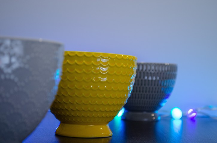 Cups. Open Lab 1. A picture with a mid-range shallow depth of field