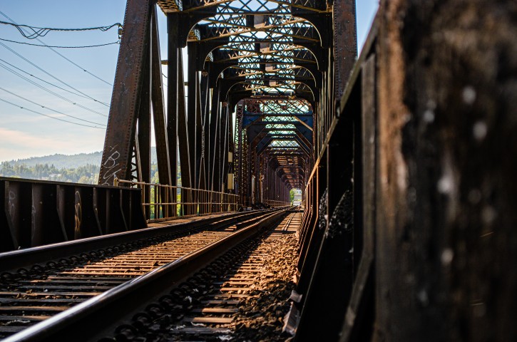 Steel tunnel. Class Activity 6. Urban landscapes and street photography.